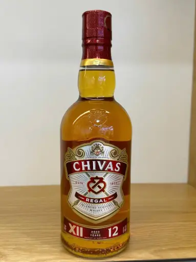 CHIVAS REGAL 12YO 750ml,nồng độ cồn: 40% , 12 chai/thùng ( Hàng mới 100%)