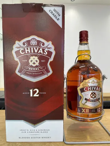 Rượu (Whisky) hiệu:CHIVAS REGAL 12YO 4500ml,nồng độ cồn: 40% , 2 chai/thùng ( Hàng mới 100%)